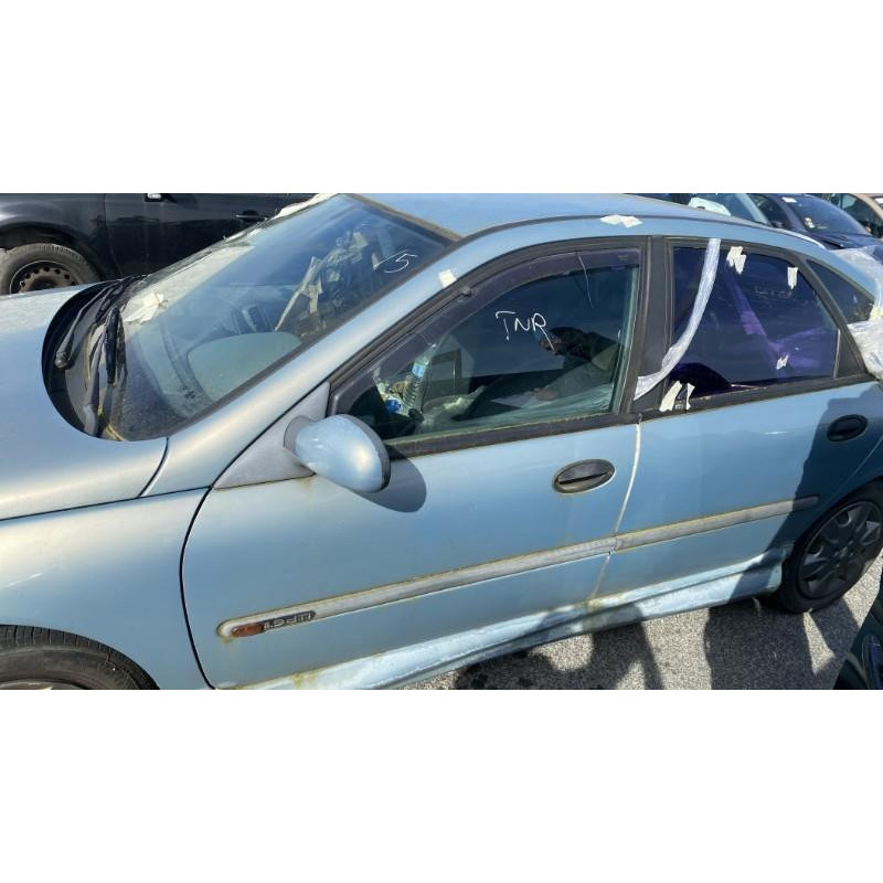 Feu arriere principal droit (feux) RENAULT LAGUNA 1 Photo n°18