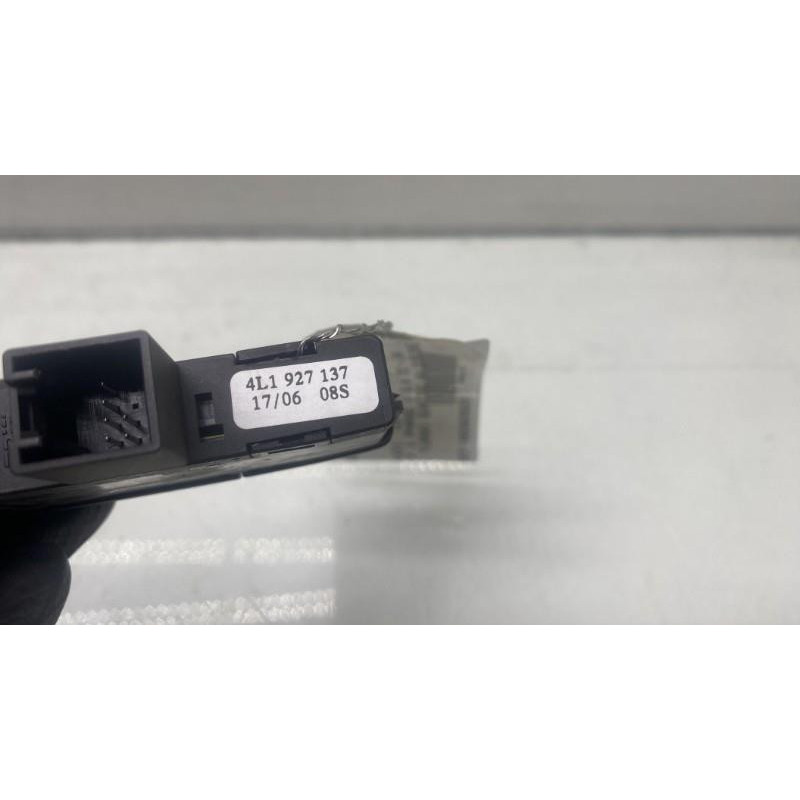 Bouton de warning AUDI Q7 1 Photo n°4