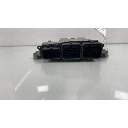Calculateur moteur PEUGEOT 208 1 Photo n°1