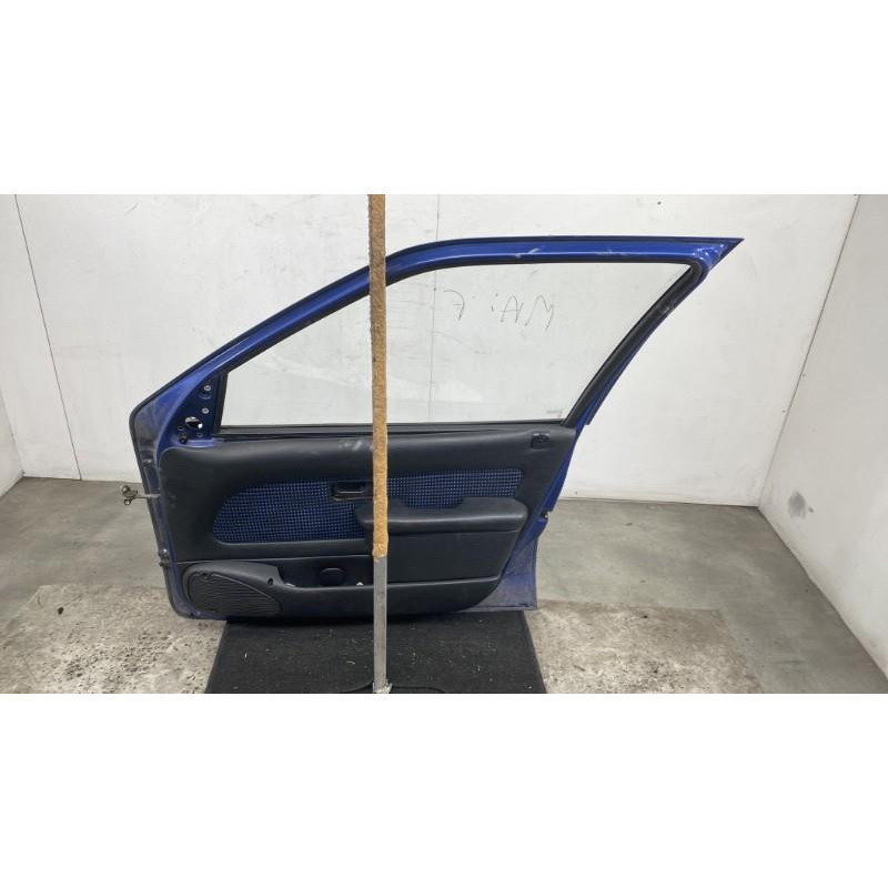 Porte avant droit PEUGEOT 106 Photo n°8