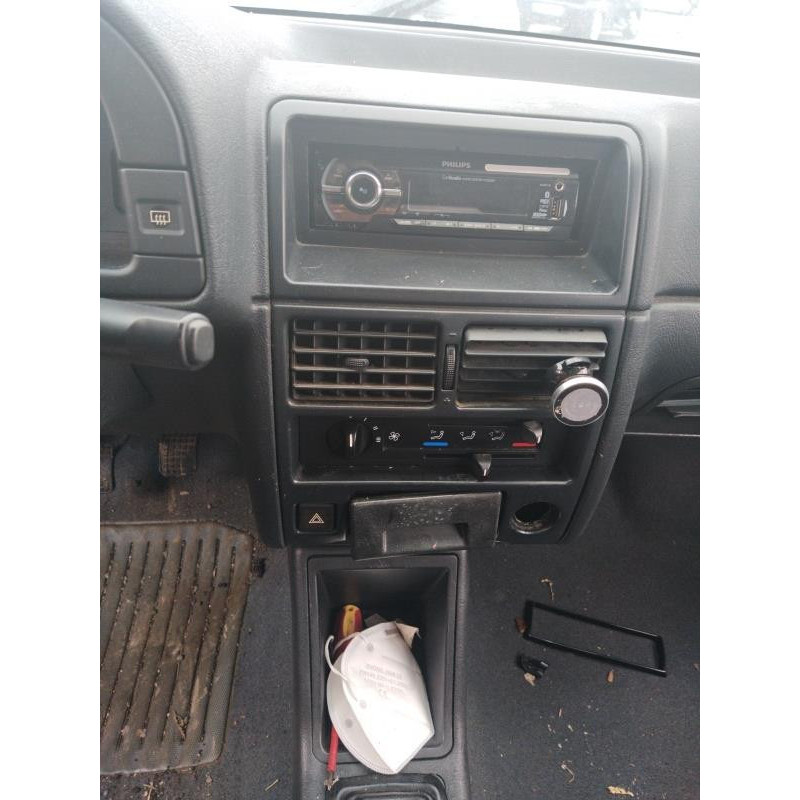 Vitre avant droit CITROEN AX Photo n°8