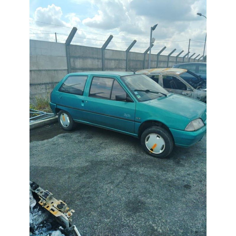 Vitre avant droit CITROEN AX Photo n°9