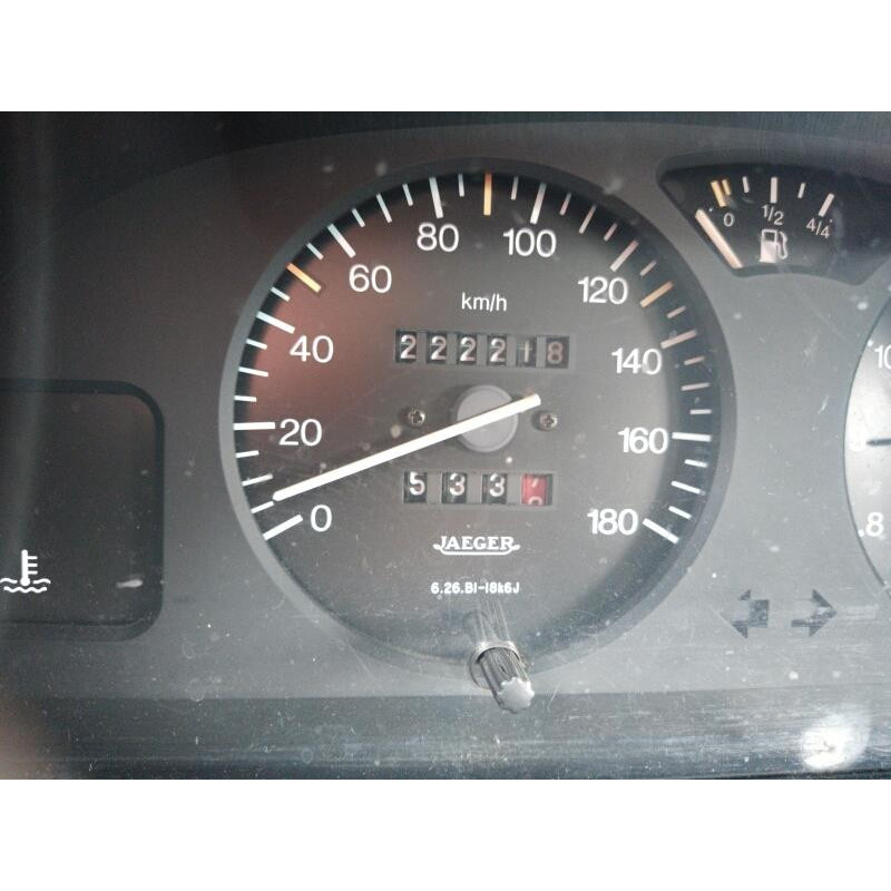Vitre avant droit CITROEN AX Photo n°10