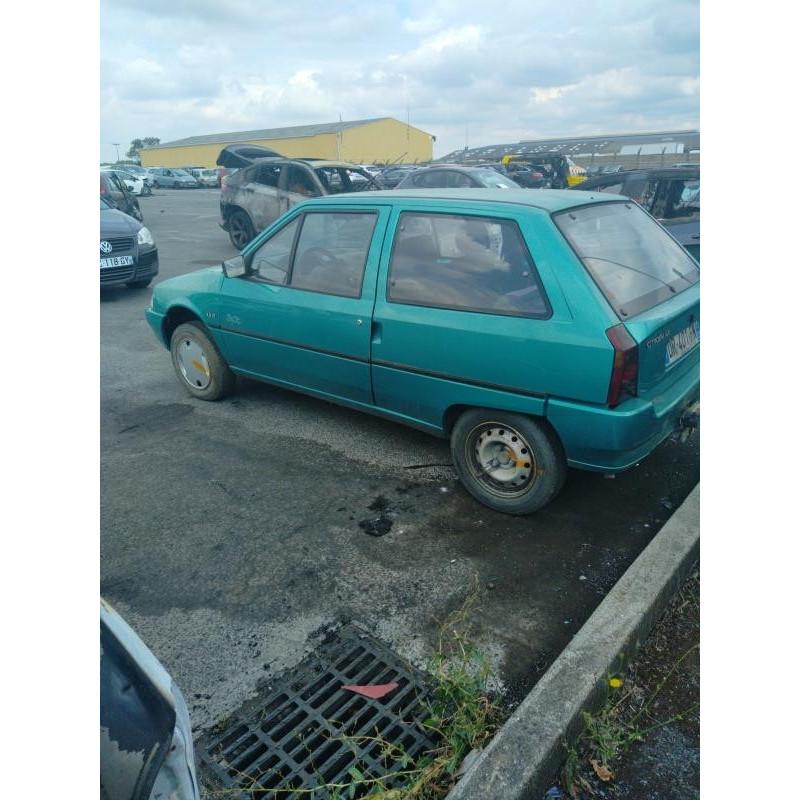 Vitre avant droit CITROEN AX Photo n°15