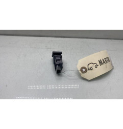Bouton de warning TOYOTA VERSO