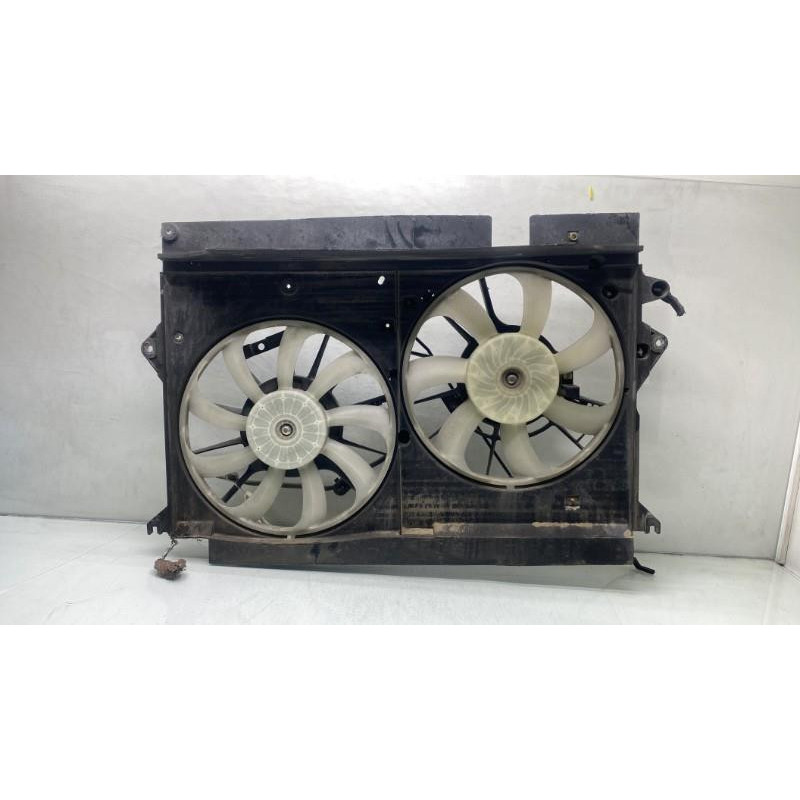 Moto ventilateur radiateur TOYOTA VERSO Photo n°3