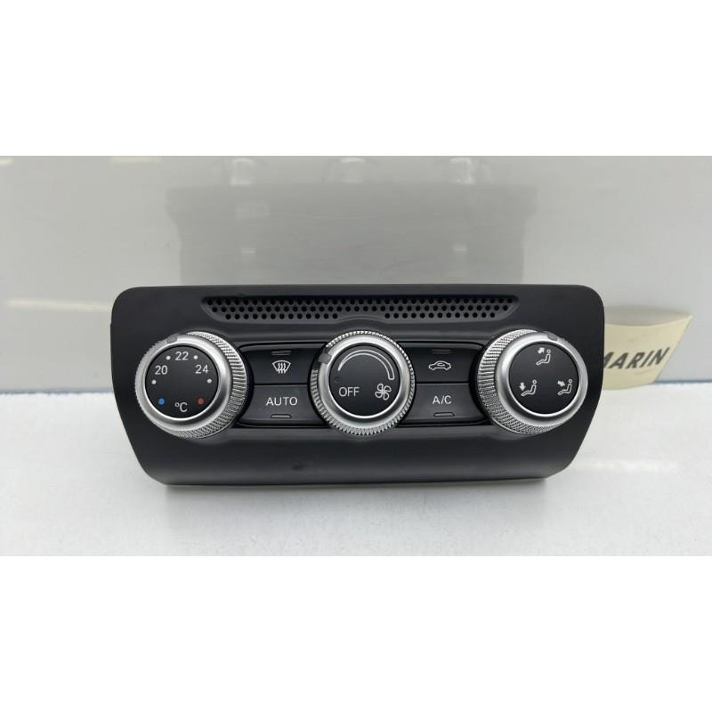 Commande chauffage AUDI A1 1 Photo n°3