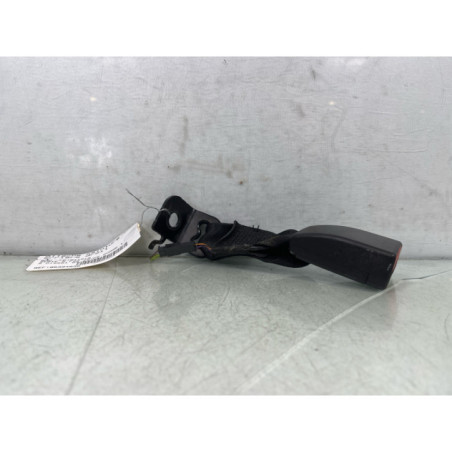 Attache ceinture arriere droit BMW SERIE 2 F22 Photo n°1