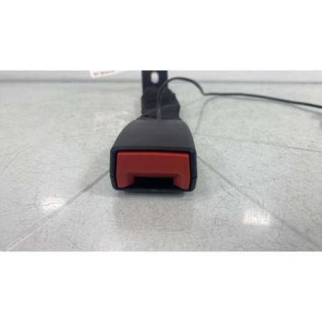 Attache ceinture arriere droit RENAULT TWINGO 3 Photo n°1