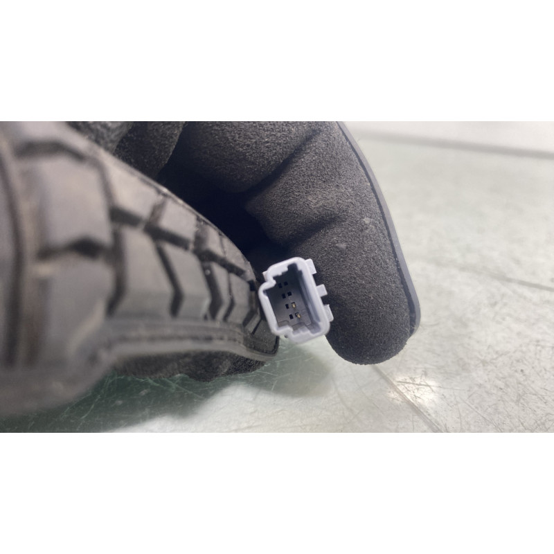 Attache ceinture arriere droit RENAULT TWINGO 3 Photo n°6