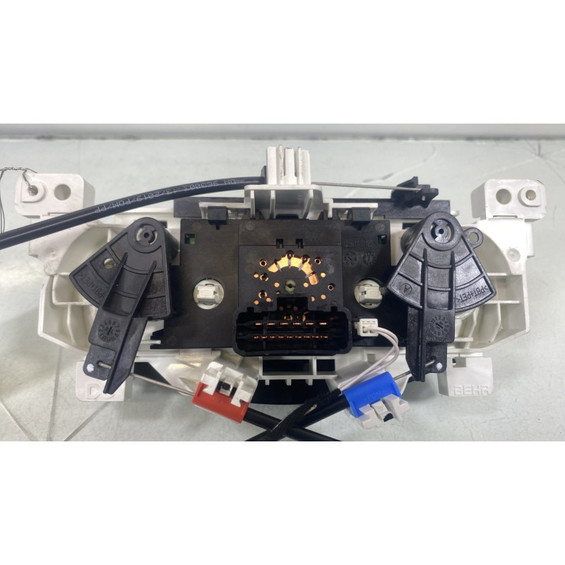 Commande chauffage RENAULT TWINGO 3 Photo n°3