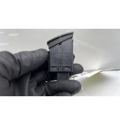 Bouton de warning BMW SERIE 1 F20