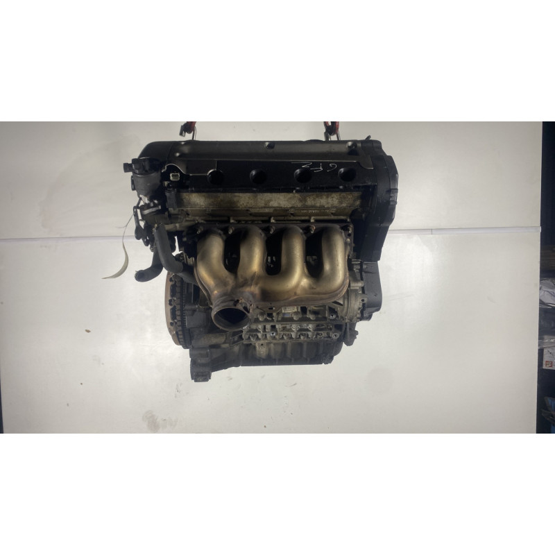 Moteur CITROEN XSARA PICASSO Photo n°3