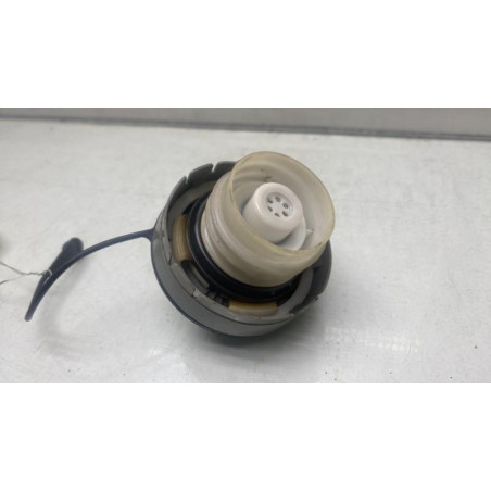 Bouchon de carburant TOYOTA COROLLA VERSO 2 Photo n°1