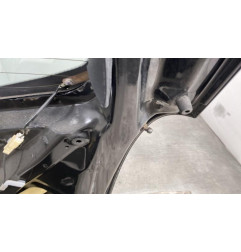 Malle/Hayon arriere TOYOTA COROLLA VERSO 2