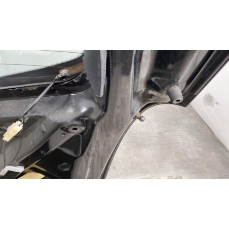 Malle/Hayon arriere TOYOTA COROLLA VERSO 2