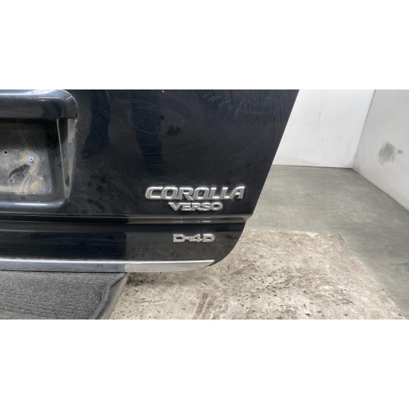 Malle/Hayon arriere TOYOTA COROLLA VERSO 2 Photo n°8