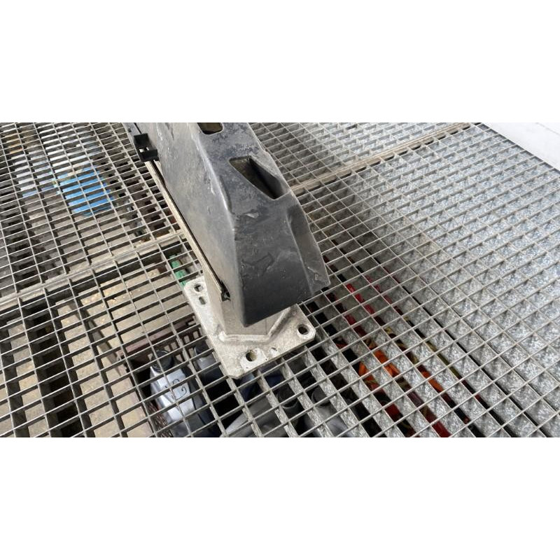 Renfort pare choc avant (traverse) CITROEN C4 PICASSO 1 Photo n°9