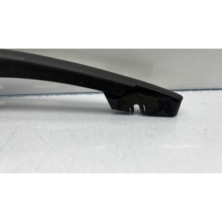 Bras essuie glace arriere PEUGEOT 208 1