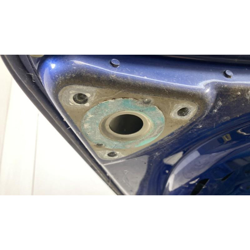 Malle/Hayon arriere VOLKSWAGEN PASSAT 5 Photo n°4