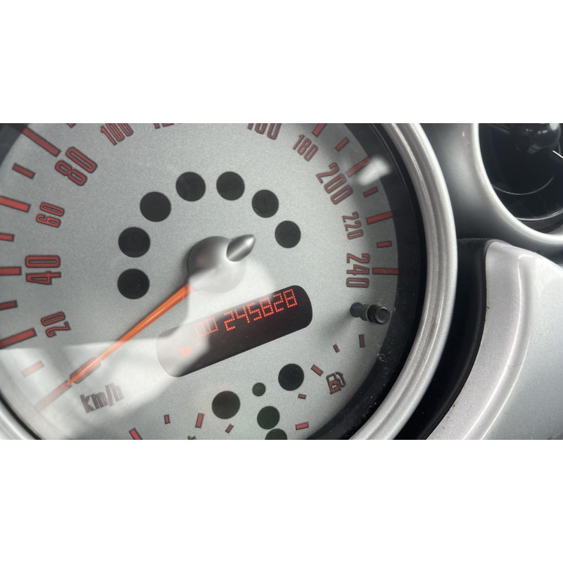 Pare choc arriere MINI MINI 1 R50/R53 Photo n°8