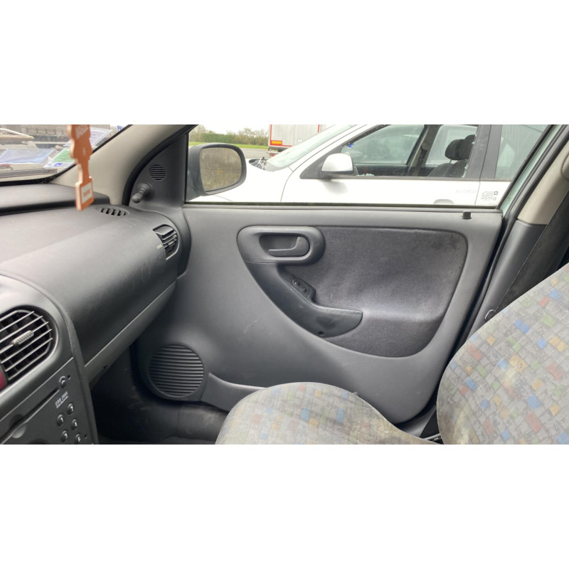 Serrure avant gauche OPEL CORSA C Photo n°13