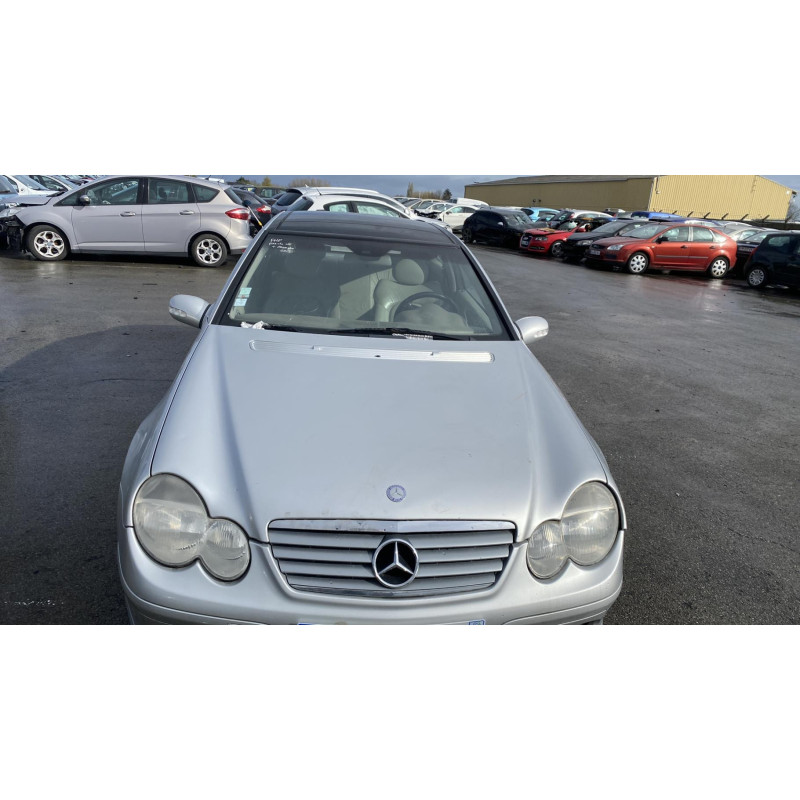 Verin de coffre MERCEDES CLASSE C 203 COUPE SPORT Photo n°8