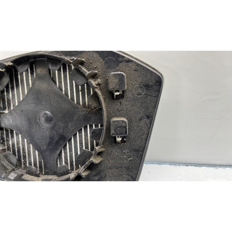 Glace retroviseur droit MERCEDES CLASSE B 245 Photo n°4