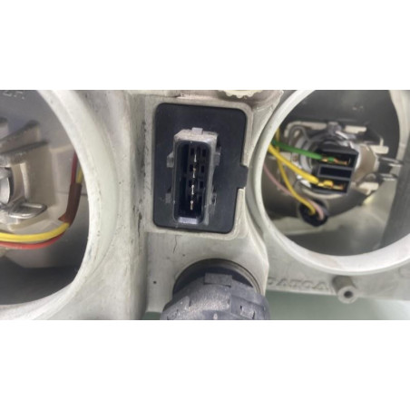 Optique avant principal gauche (feux)(phare) VOLVO V 40 1