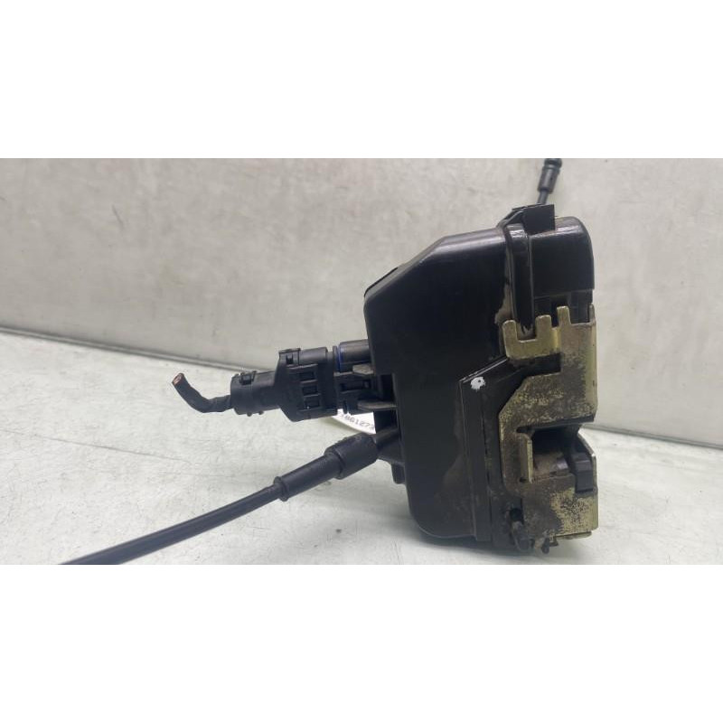 Serrure arriere droit RENAULT VEL SATIS Photo n°6