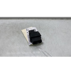 Interrupteur de leve vitre arriere droit PEUGEOT 406