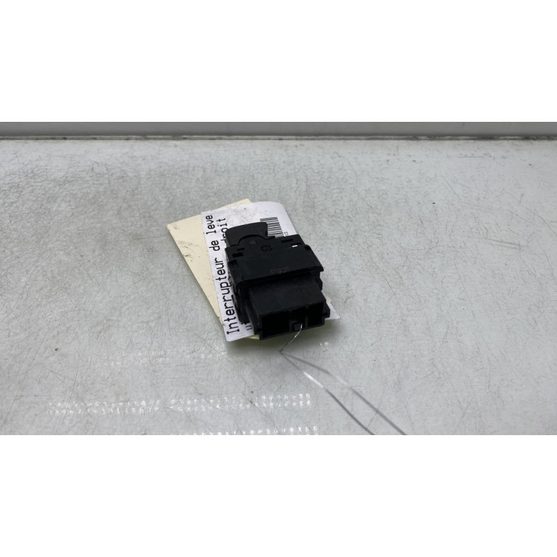 Interrupteur de leve vitre arriere droit PEUGEOT 406 Photo n°2