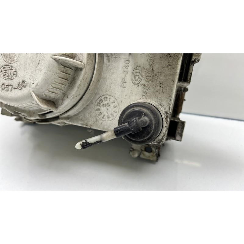 Optique avant principal droit (feux)(phare) SKODA FELICIA Photo n°2