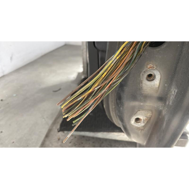 Porte avant gauche HONDA CIVIC 7 Photo n°4