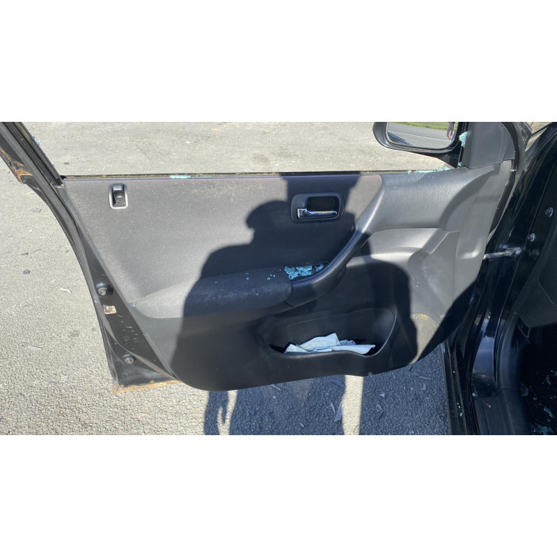 Porte avant gauche HONDA CIVIC 7 Photo n°19