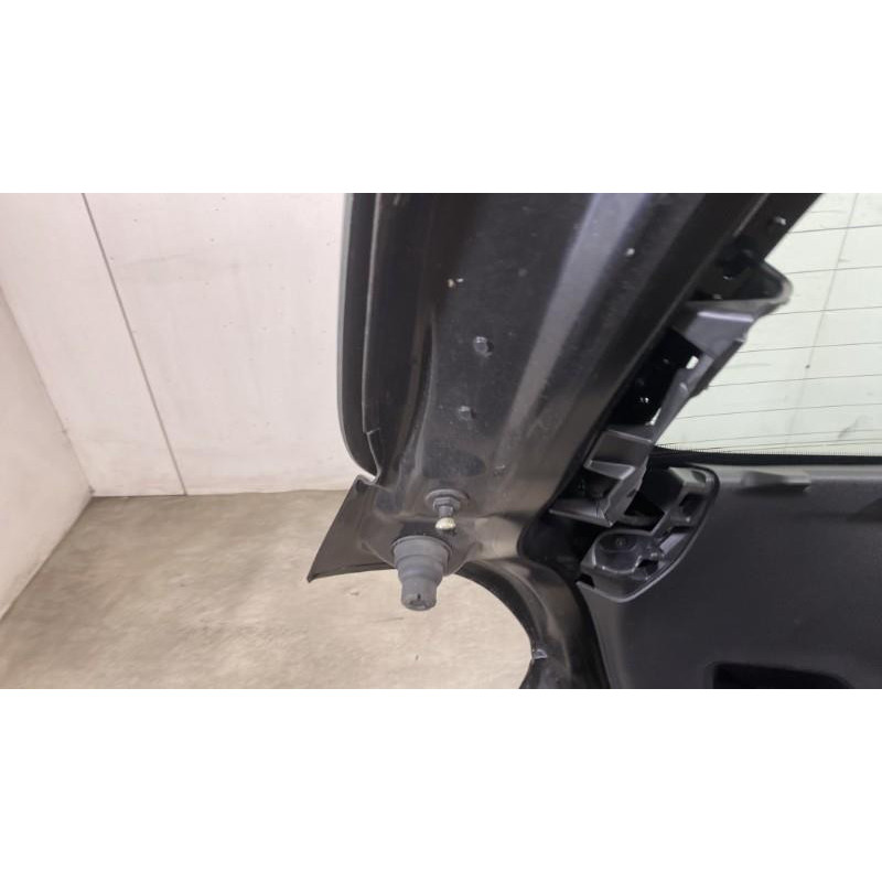 Malle/Hayon arriere PEUGEOT 208 1 Photo n°8