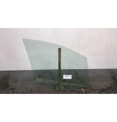 Vitre avant gauche PEUGEOT 208 1
