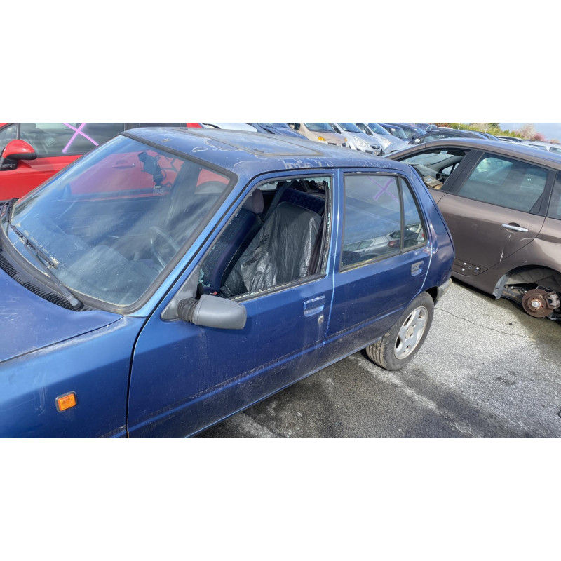 Interrupteur de leve vitre avant gauche PEUGEOT 205 Photo n°15