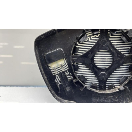 Glace retroviseur droit PEUGEOT 208 1 Photo n°1