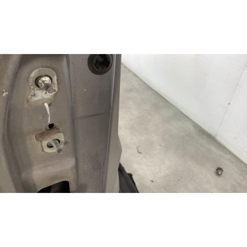 Porte avant droit RENAULT SCENIC 2 Photo n°5