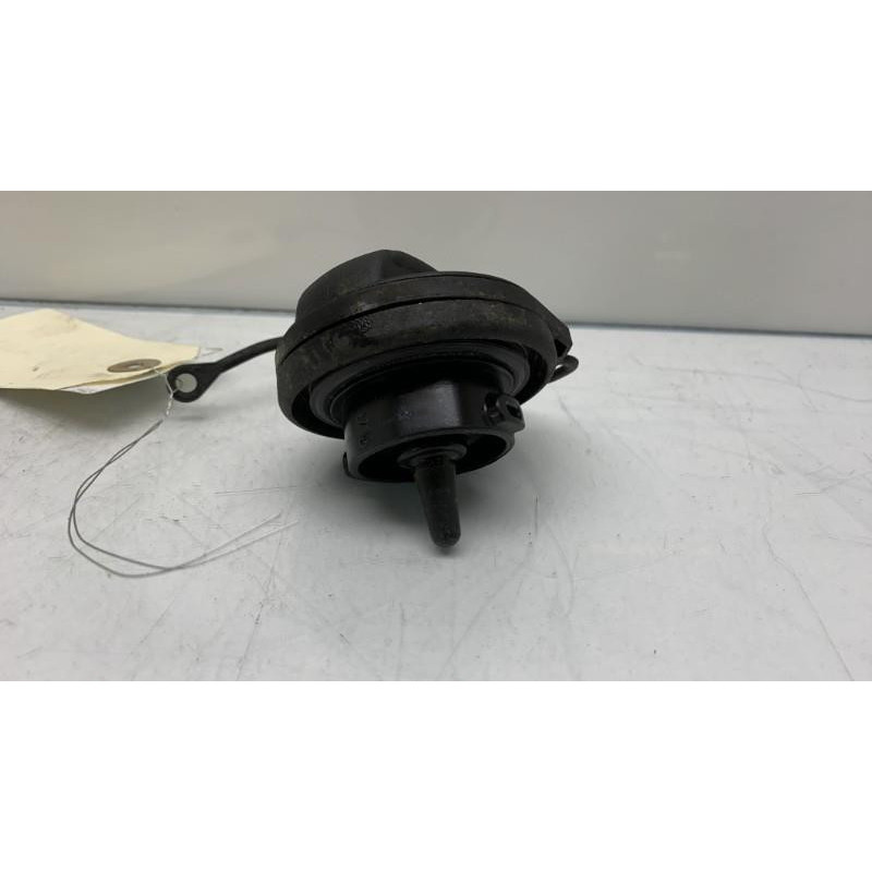 Bouchon de carburant SKODA OCTAVIA 3 Photo n°2