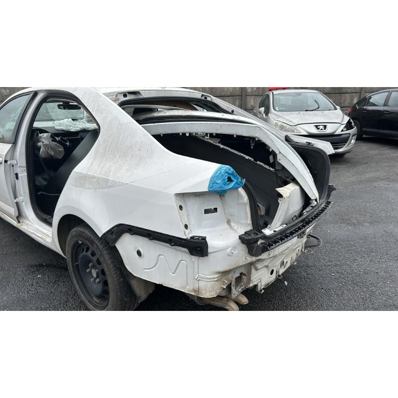 Bouton de warning SKODA OCTAVIA 3 Photo n°7