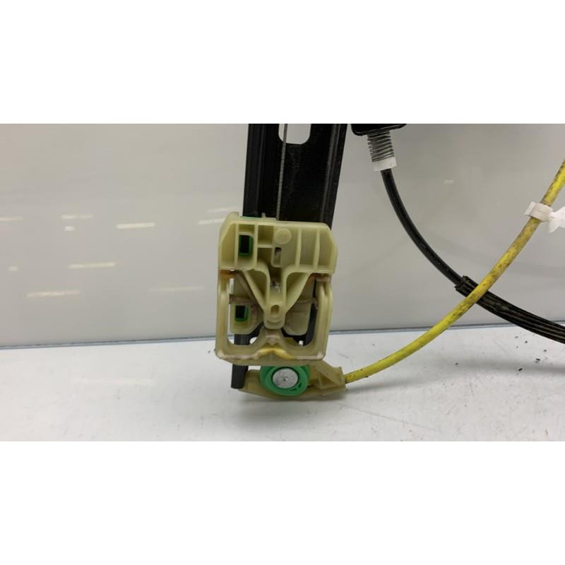 Leve vitre electrique avant droit SKODA OCTAVIA 3 Photo n°11