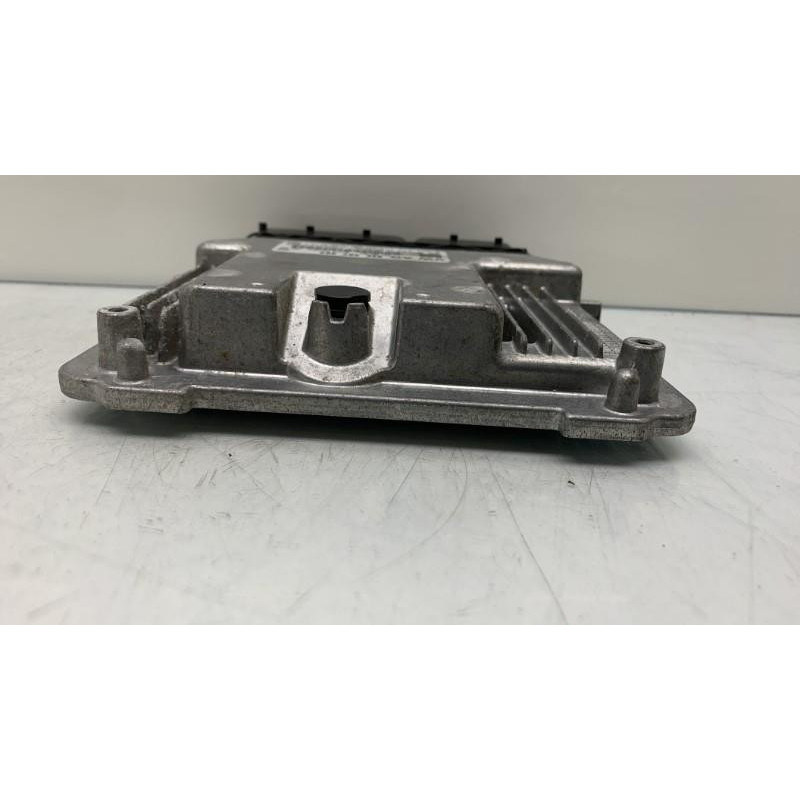 Calculateur moteur SKODA OCTAVIA 3 Photo n°9