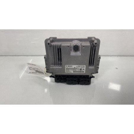 Calculateur moteur PEUGEOT 208 1