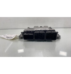 Calculateur moteur PEUGEOT 208 1