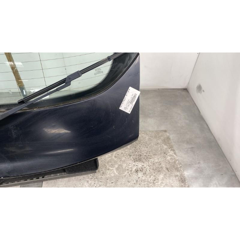 Malle/Hayon arriere FORD MONDEO 3 Photo n°10
