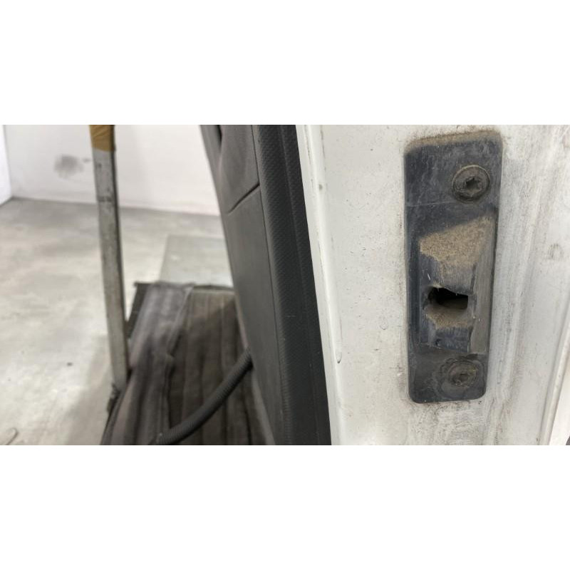 Porte laterale gauche CITROEN BERLINGO 2 Photo n°9