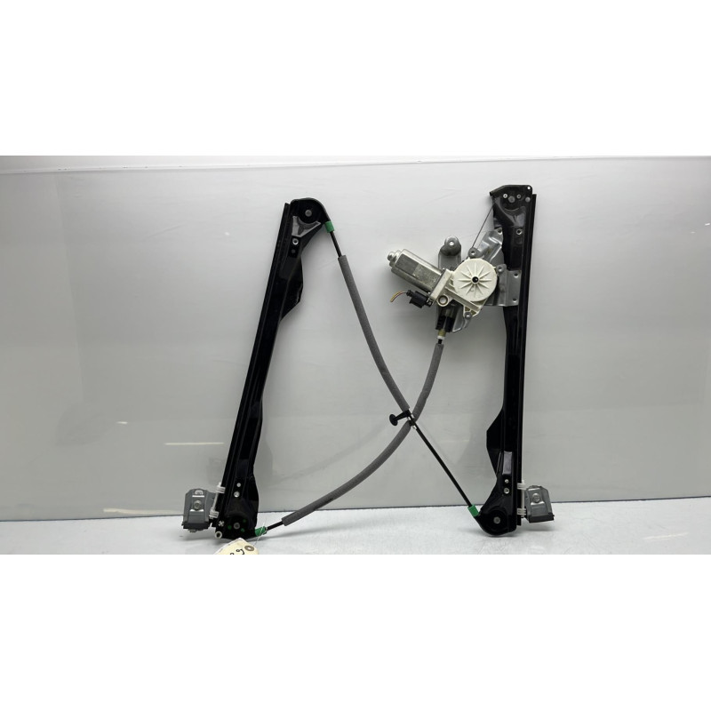 Leve vitre electrique avant droit FORD FOCUS 1 Photo n°6