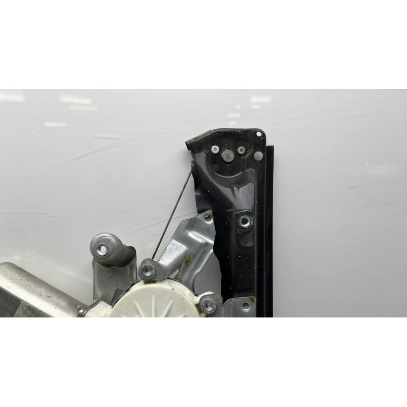 Leve vitre electrique avant droit FORD FOCUS 1 Photo n°11